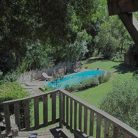Le Moulin De Picaud Bed & Breakfast 4*